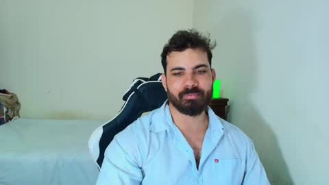 max_love25 online show from October 22, 9:05 pm