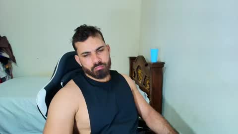 max_love25 online show from September 29, 8:52 pm