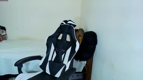 max_love25 online show from November 2, 11:27 pm