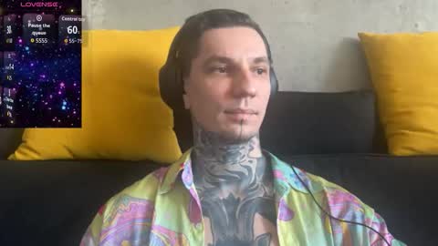    online show from December 4, 6:35 am