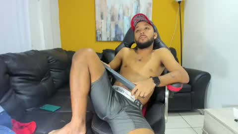 max_sexyhot26 online show from January 7, 5:54 am