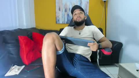 max_sexyhot26 online show from January 8, 3:08 am