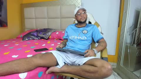 max_sexyhot26 online show from February 7, 3:02 am