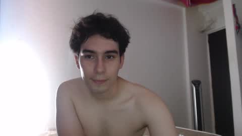 Snapshot of max_snow1616 chatting on September 28, 7:01 pm max_snow1616 online show from September 28, 7:01 pm