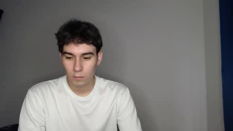 Snapshot of max_snow1616 chatting on October 18, 7:18 pm max_snow1616 online show from October 18, 7:18 pm