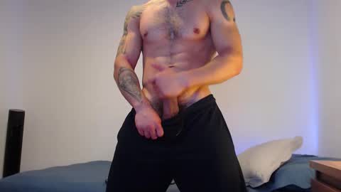 max_xl_ online show from December 5, 11:56 pm