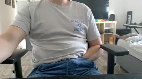 maxboner94 online show from November 12, 9:11 am