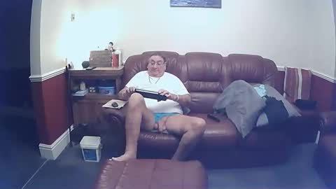 MAX online show from October 28, 11:17 pm