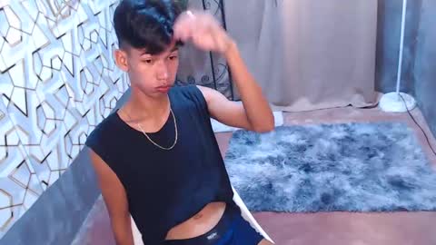 Reyn online show from February 4, 3:47 pm