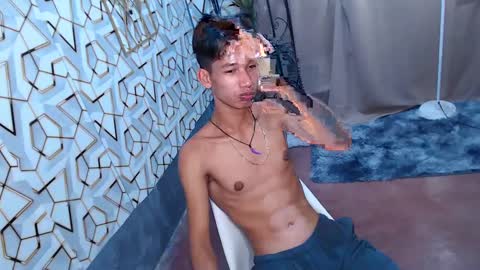 Reyn online show from February 11, 12:58 pm