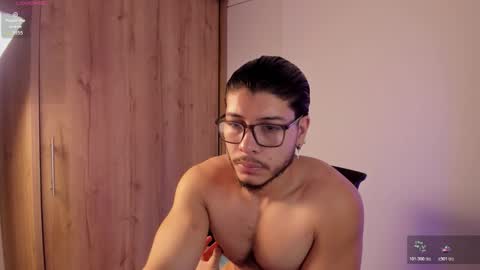 Mikael online show from November 11, 10:50 am