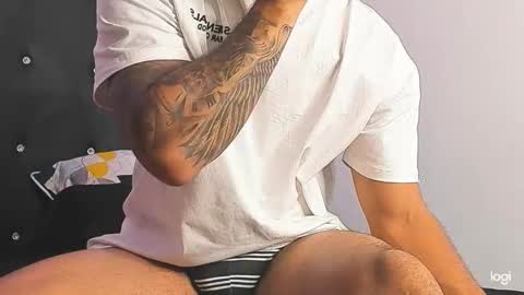 Maximo online show from December 21, 3:24 am