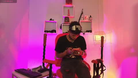 MAXIMO online show from June 9, 3:17 am