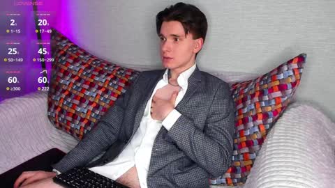 Max online show from January 26, 12:43 pm