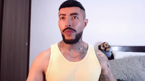 Independent Model online show from March 4, 3:00 am