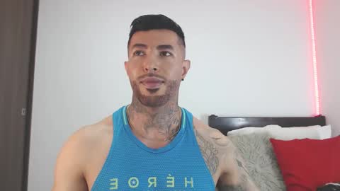 Independent Model online show from March 6, 3:49 am