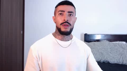 Independent Model online show from March 9, 6:50 am