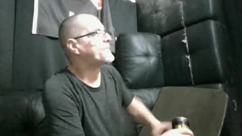 Max online show from December 23, 1:12 am