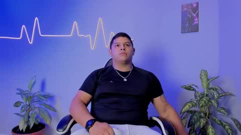 Maximus online show from November 22, 10:29 pm