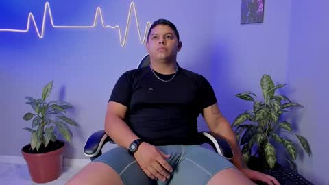 Maximus online show from November 11, 11:56 am