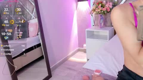 Maxi Rogers online show from December 3, 11:44 am