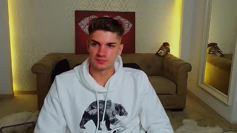 MaxKaiden online show from September 17, 4:27 am