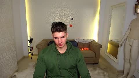 MaxKaiden online show from October 19, 5:01 am