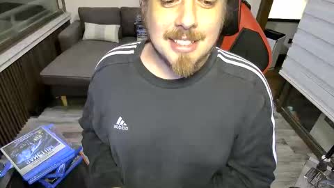 Max online show from March 5, 4:02 am