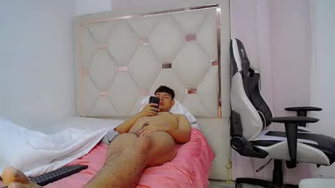 MAX  DAN online show from February 15, 7:51 am