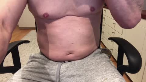 Max online show from January 20, 5:37 am