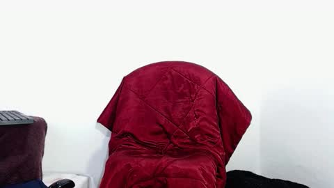 airam miller online show from November 25, 9:13 pm