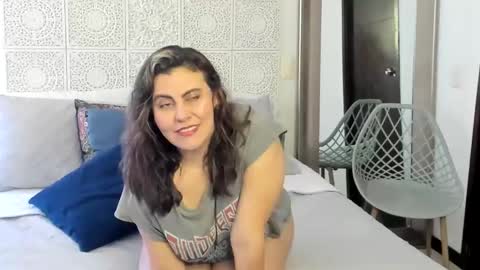 Victoria online show from February 21, 9:22 pm