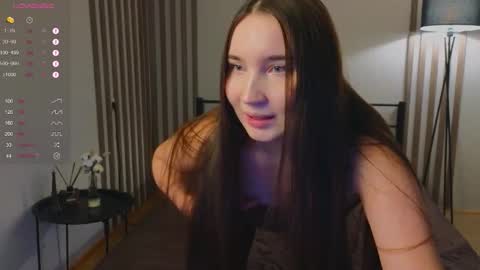 Dani and May online show from September 12, 6:21 pm