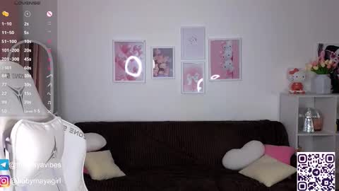 Maya online show from October 29, 3:52 am