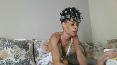 maya online show from October 29, 9:59 pm