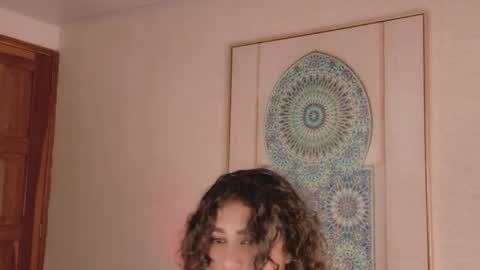 maya_house online show from June 6, 7:03 am