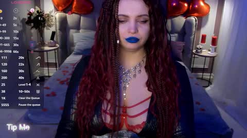 Maya Mils online show from February 8, 1:31 am