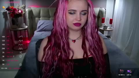 Snapshot of maya_mils chatting on February 13, 4:11 am Maya Mils online show from February 13, 4:11 am