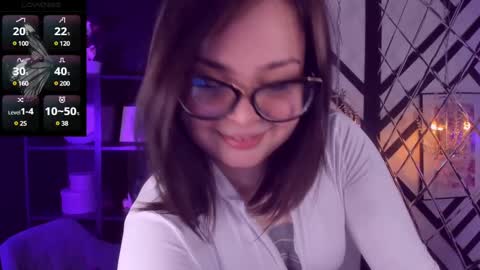 Woman online show from February 28, 5:15 pm