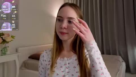 My name is Kara  online show from November 21, 9:13 pm