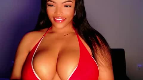 MayBabi online show from February 8, 1:14 pm