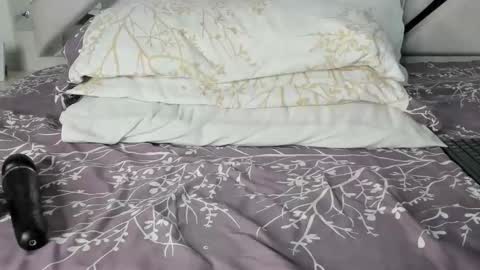 Maybelline69 online show from April 3, 8:49 pm