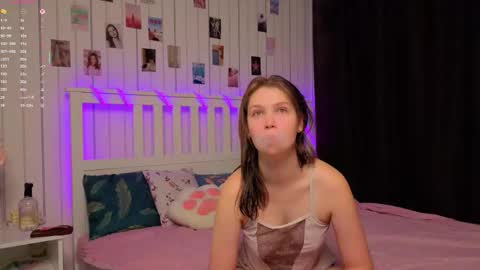 Ann online show from December 17, 8:15 pm