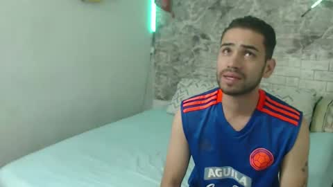 Snapshot of maythedesirelive chatting on February 26, 10:15 pm thonny online show from February 26, 10:15 pm