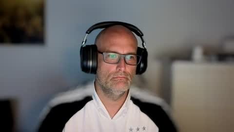 mcinside online show from June 19, 8:04 pm
