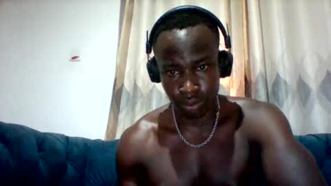 mclntz_bbc online show from November 28, 10:44 am