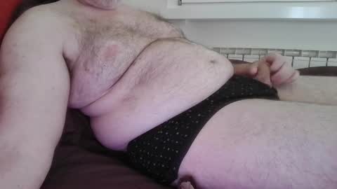 mdm1981 online show from April 17, 8:17 am