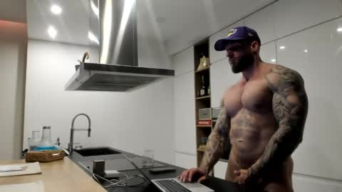 Alpha Male online show from June 7, 9:31 pm