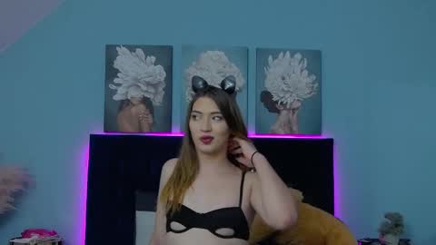 Medea online show from November 10, 5:16 pm