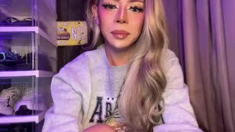 GODDESS OF ALL GODDESSES online show from April 14, 10:35 pm